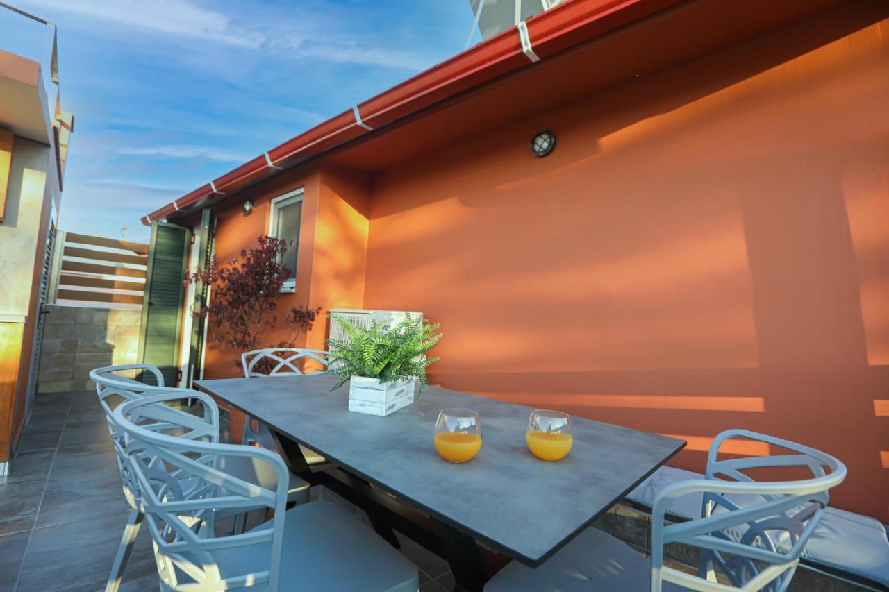 F&T Villa Corfu  Luaran gambar