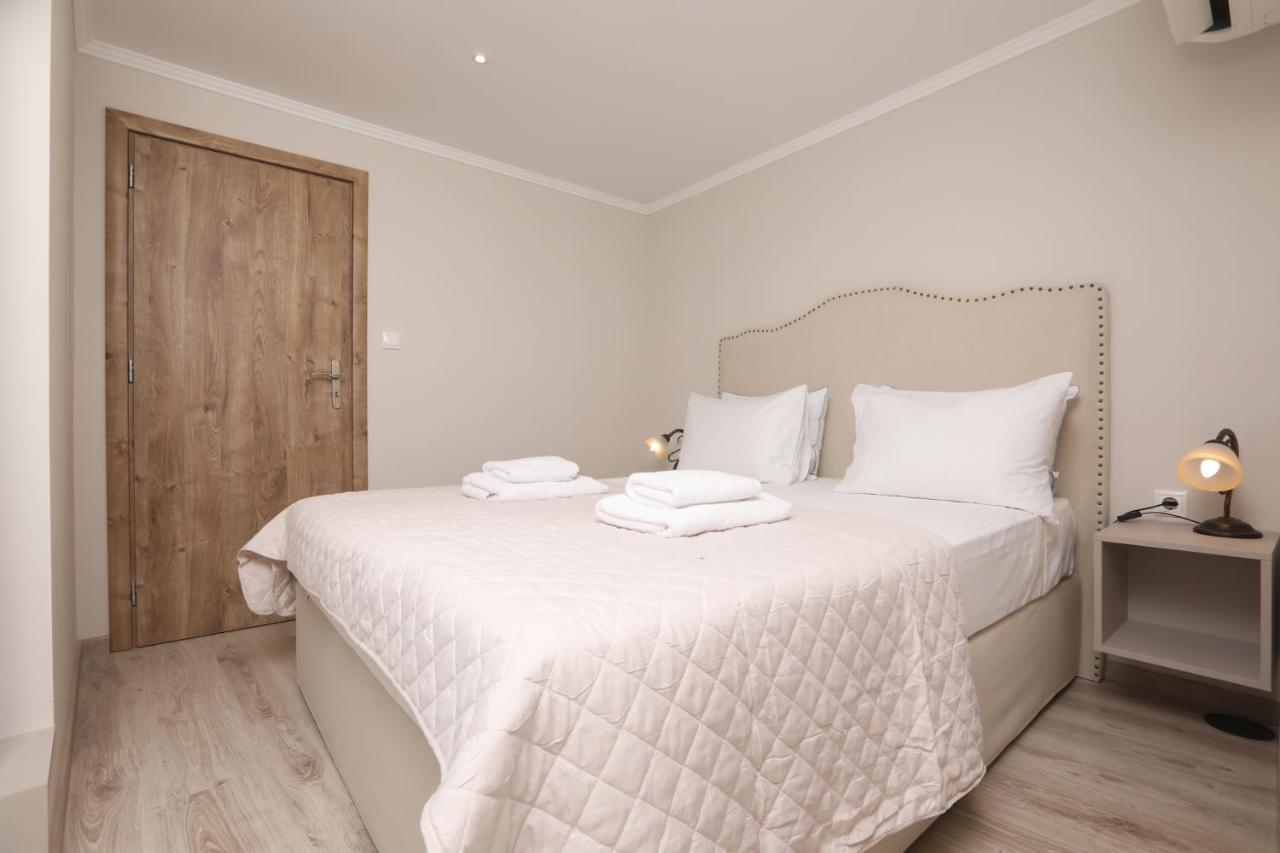 F&T Villa Corfu  Luaran gambar
